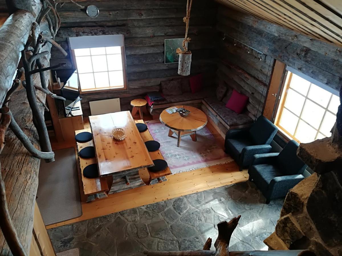 Logwood Chalet لووُستو المظهر الخارجي الصورة